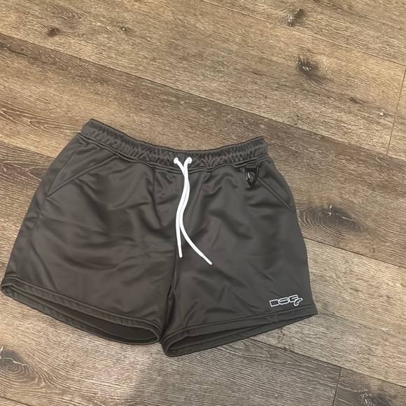 DSG Sarah sweat shorts‎ green large - Picture 1 of 4